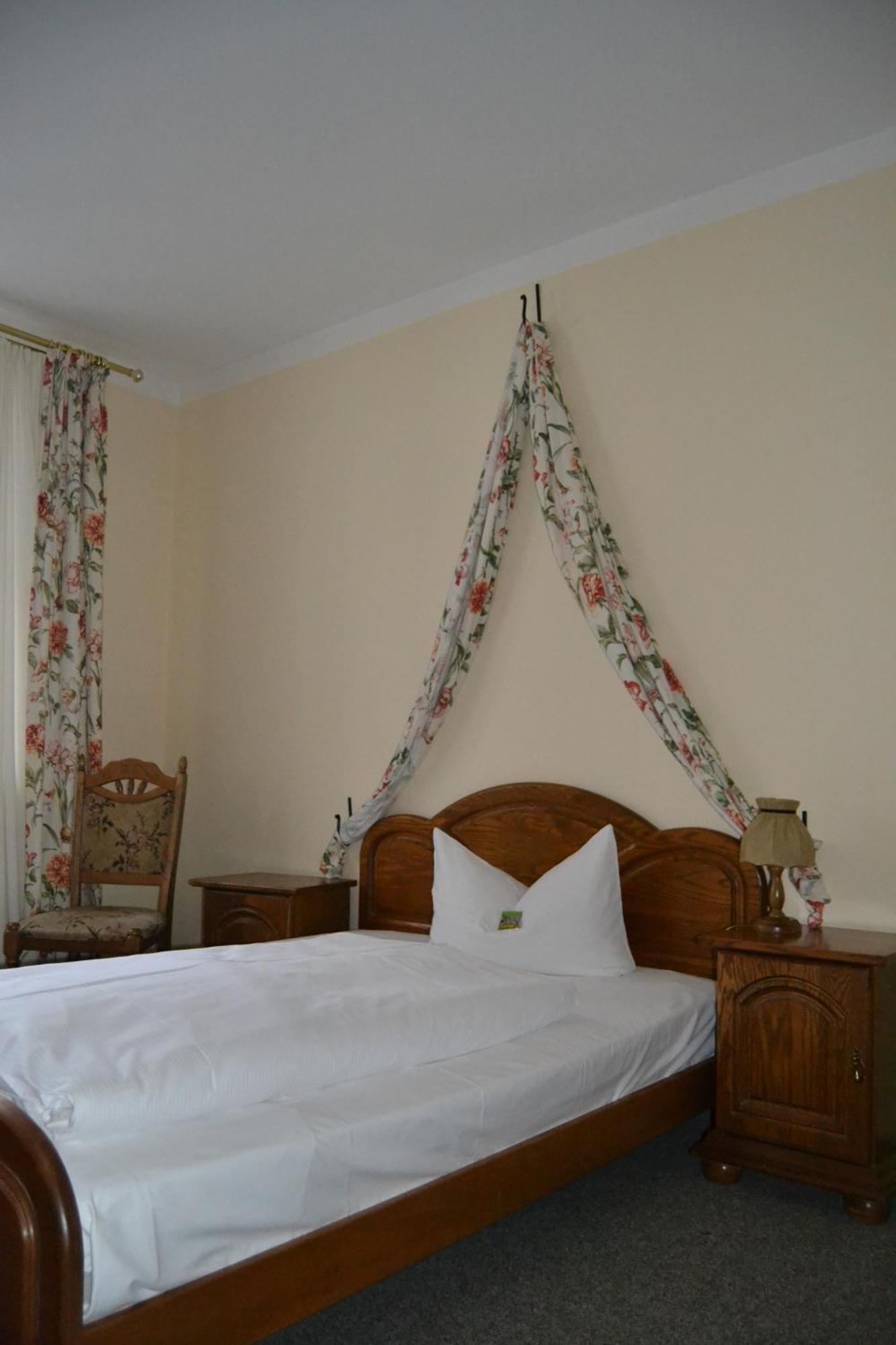 Hotel Anker Saalfeld Saale Zimmer foto